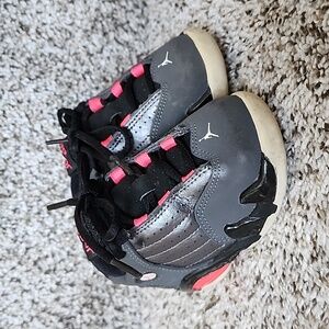 Air Jordan 14 Retro Grey Black White Hyper Pink Size 4C Sneakers